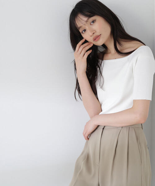 NATURAL BEAUTY BASIC(ナチュラルビューティーベーシック)の「◇デコルテラインコンパクトニット(ニット/セーター・レディース・ピンク/ブラック/オフホワイト・FREE)」の2枚目の写真