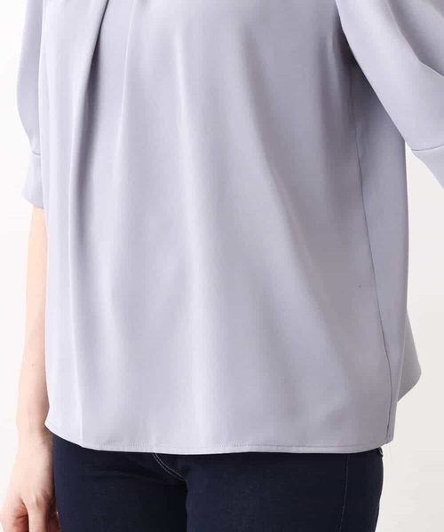 OFUON le MK（オフオンルエムケー）の「フロントタックジョーゼットブラウス/洗える/WEB限定サイズ（Tシャツ/カットソー・レディース・グレイッシュブルー/ホワイト/ピンク/ネイビー・40/38/36）」の17枚目の写真