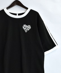 おしゃれスタ（オシャレスタ）の「オーバーサイズ  モノトーン 袖ライン フロント刺繍 クルーネック リンガー 半袖Tシャツ/ゲームシャツ【IR】（Tシャツ/カットソー）」