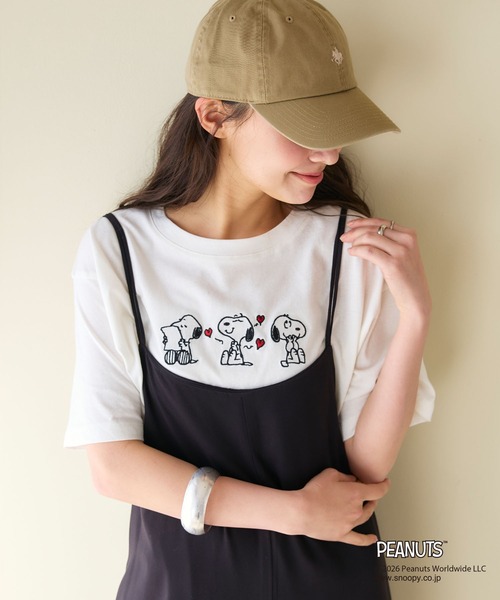 PEANUTS(ピーナッツ)の「【PEANUTS/ピーナッツ】SNOOPY/スヌーピー3パターンフロントデザイン刺繍Tシャツ(2026SS)(Tシャツ/カットソー・レディース・杢グレー/イエロー/パープル/ネイビー/アイボリー/グレー/ダークグリーン/ターコイズブルー/ブルーグレー/オフホワイト/チャコール・3L/LL/L/M)」の2枚目の写真
