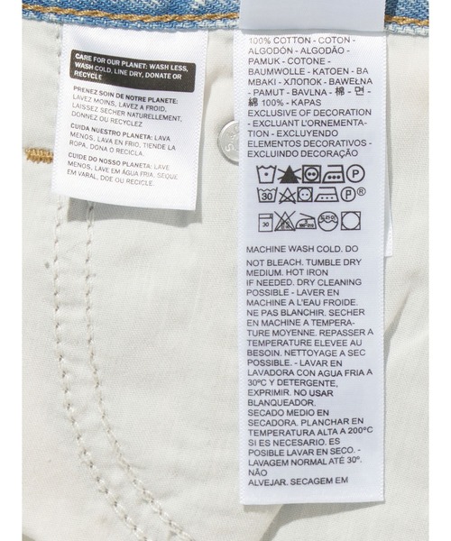 Levi's(リーバイス)の「Levi's/リーバイス HIGH BAGGY ショートパンツ ライトインディゴ FOCUS ON THE PRESENT(デニムパンツ・レディース・ライトブルー・28inch/24inch/25inch/26inch/27inch/23inch)」の11枚目の写真