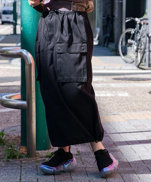 MM6 Maison Margiela(エムエムシックス メゾン マルジェラ)の「MM6 MAISON MARGIELA Long Skirt S52MI0008(スカート・レディース・ブラック・38)」の2枚目の写真