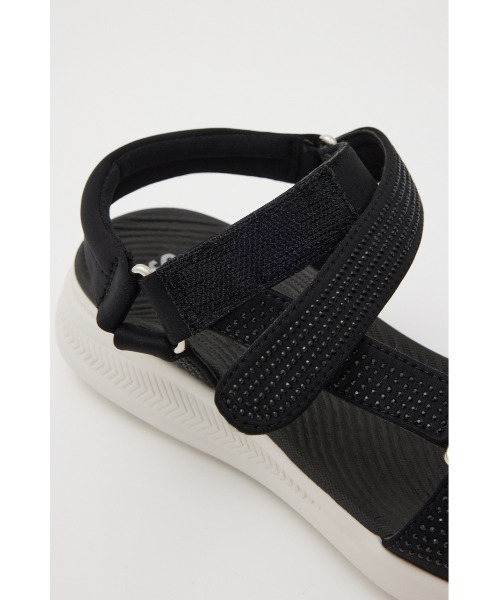 STACCATO(スタッカート)の「ライクアフライコンフォートサンダル(サンダル・レディース・ブラック/グレー・23cm/23.5cm/24cm/24.5cm/22.5cm)」の19枚目の写真