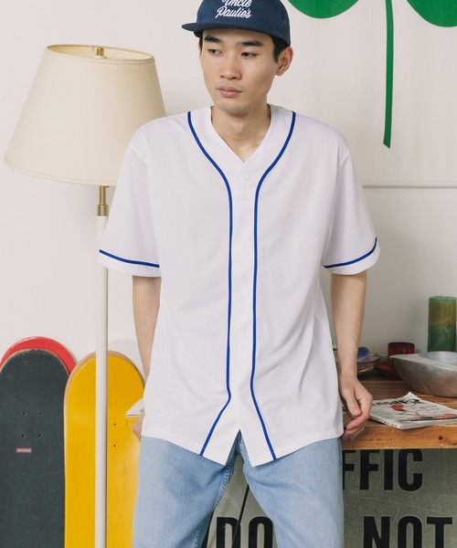United Athle(ユナイテッドアスレ)の「【UNITED ATHLE】4.1オンス ドライアスレチック ベースボールシャツ(シャツ/ブラウス・メンズ・ホワイト×ブルー/ホワイト×ブラック/ブラック×ホワイト・XL/M/L)」の5枚目の写真