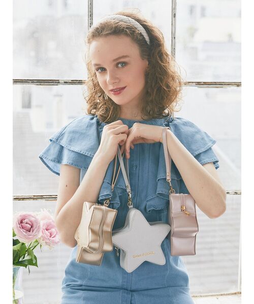 Maison de FLEUR（メゾンドフルール）の「スターライクポーチ（ポーチ