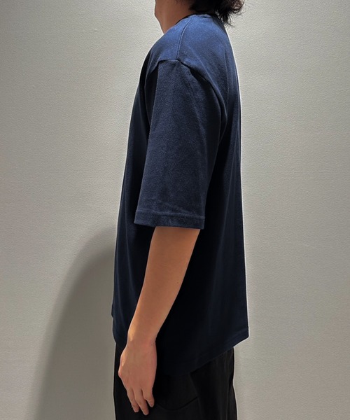 MUHET（ミュエータ）の「アソートロゴプリントTシャツ（Tシャツ/カットソー・レディース・ネイビー/アイボリー/チャコールグレー・MEDIUM/X-LARGE）」の16枚目の写真