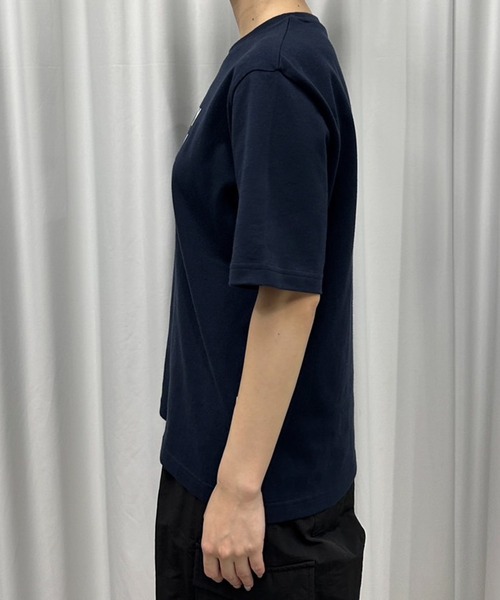 MUHET（ミュエータ）の「アソートロゴプリントTシャツ（Tシャツ/カットソー・レディース・ネイビー/アイボリー/チャコールグレー・MEDIUM/X-LARGE）」の14枚目の写真