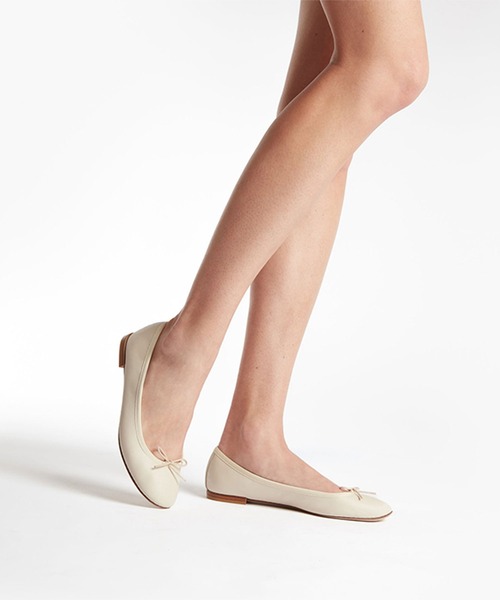 Repetto（レペット）の「Cendrillon バレエフラット - EUサイズ / V086VE（バレエシューズ・レディース・ベージュ・38/38.5/37.5/36.5/37/36/39）」の5枚目の写真