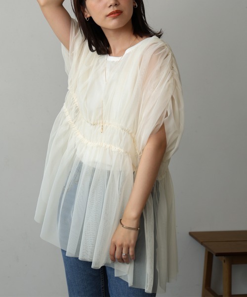 Bou Jeloud（ブージュルード）の「チュールドッキングギャザーブラウス（シャツ/ブラウス・レディース・アイボリー/ブラック・38）」の3枚目の写真
