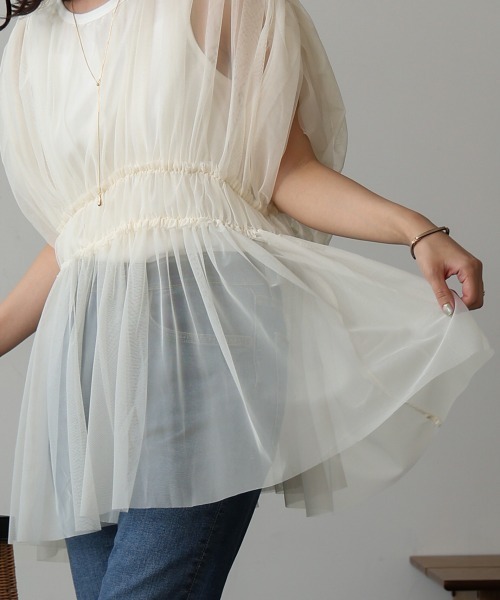 Bou Jeloud（ブージュルード）の「チュールドッキングギャザーブラウス（シャツ/ブラウス・レディース・アイボリー/ブラック・38）」の5枚目の写真