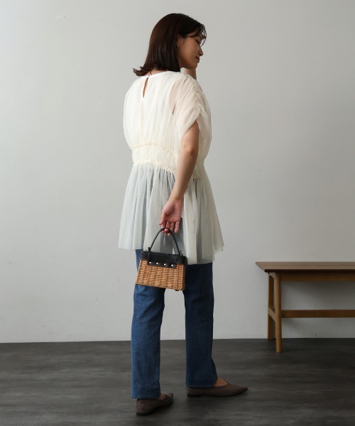 Bou Jeloud（ブージュルード）の「チュールドッキングギャザーブラウス（シャツ/ブラウス・レディース・アイボリー/ブラック・38）」の10枚目の写真