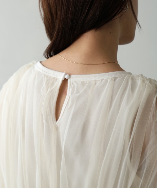 Bou Jeloud（ブージュルード）の「チュールドッキングギャザーブラウス（シャツ/ブラウス・レディース・アイボリー/ブラック・38）」の11枚目の写真