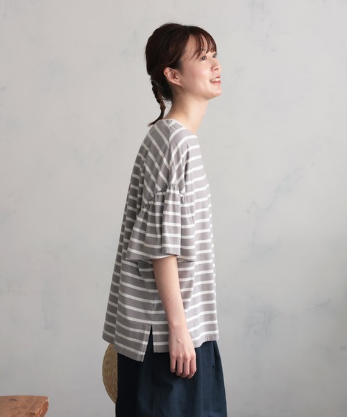 soulberry（ソウルベリー）の「あわいろボーダーの袖フリルカットソー（Tシャツ/カットソー・レディース・グレー×ホワイト・M/L/LL/3L/4L/5L）」の7枚目の写真