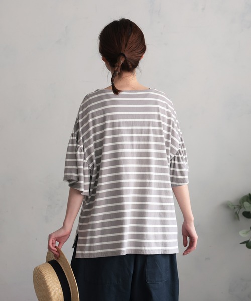 soulberry（ソウルベリー）の「あわいろボーダーの袖フリルカットソー（Tシャツ/カットソー・レディース・グレー×ホワイト・M/L/LL/3L/4L/5L）」の6枚目の写真