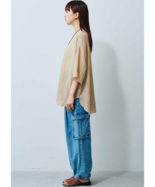 MEDE19F（メデジュウキュウ）の「ＭＥＤＥ１９Ｆ　ふんわりと軽やかな着心地のシングルガーゼトップス（その他トップス・レディース・グレー/ベージュ/ブルー・MEDIUM/LARGE/X-LARGE/XX-LARGE）」の5枚目の写真