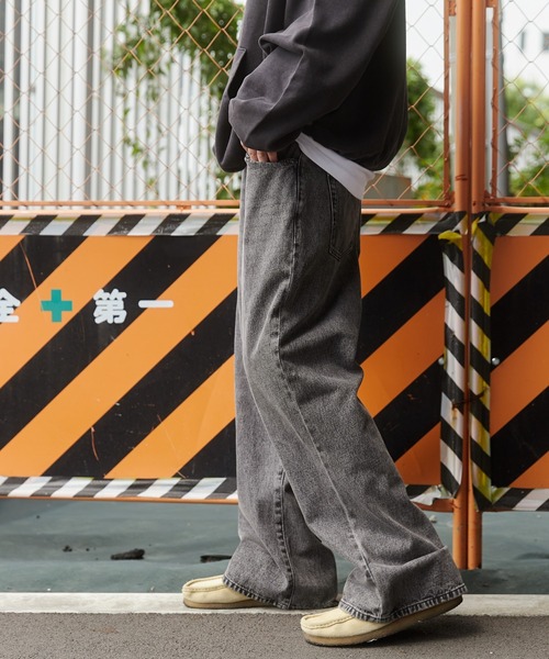 WEGO（ウィゴー）の「WEGO/デニムルーズフレアパンツ（デニムパンツ・メンズ・インディゴブルー/グレー/ライトインディゴブルー・LARGE/MEDIUM/SMALL）」の6枚目の写真