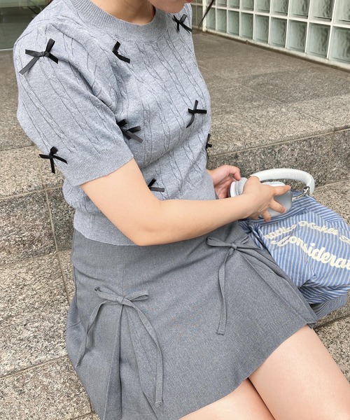 AS KNOW AS plus（アズノゥアズプラス）の「◇ケーブルリボン半袖ニットプルオーバー（ニット/セーター・レディース・ブルーグレー/杢グレー/アイボリー/ブルー系/グレー系/アイボリー系・FREE）」の8枚目の写真