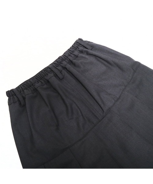 trois lapins kp（トロワラパンケーピー）の「インパンツ付きヨーク切替プリーツスカート140～160（スカート・キッズ・ベージュ/チャコールグレー・140cm/150cm）」の7枚目の写真