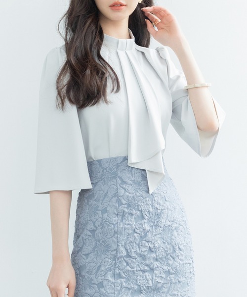 DRESS PLUS(ドレスプラス)の「5分丈スリーブスタンドカラーブラウス(シャツ/ブラウス・レディース・ピンクベージュ/アイボリー/ブラック/ライトグリーン・S/M/L)」の7枚目の写真
