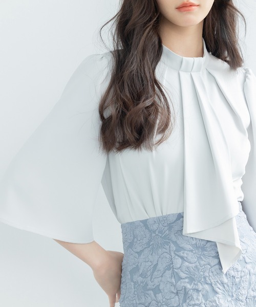 DRESS PLUS(ドレスプラス)の「5分丈スリーブスタンドカラーブラウス(シャツ/ブラウス・レディース・ピンクベージュ/アイボリー/ブラック/ライトグリーン・S/M/L)」の17枚目の写真