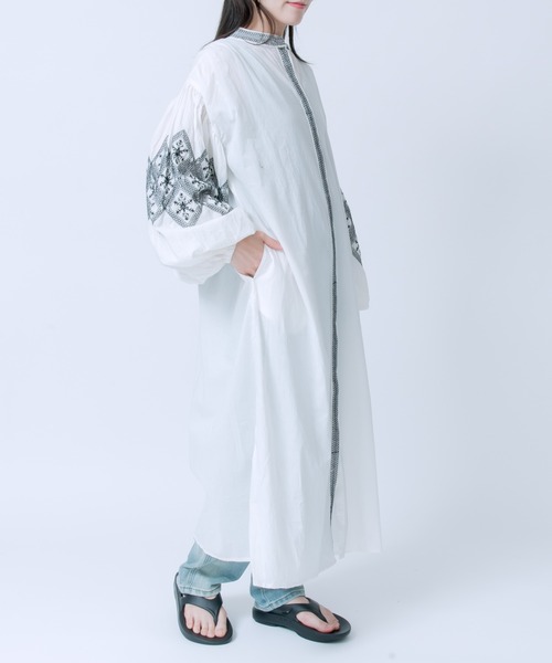 LOSUCA（ロスカ）の「キャンブリックボイル 配色刺しゅうワンピース（ワンピース・レディース・シャーベット/オフホワイト/ブラック・FREE）」の15枚目の写真