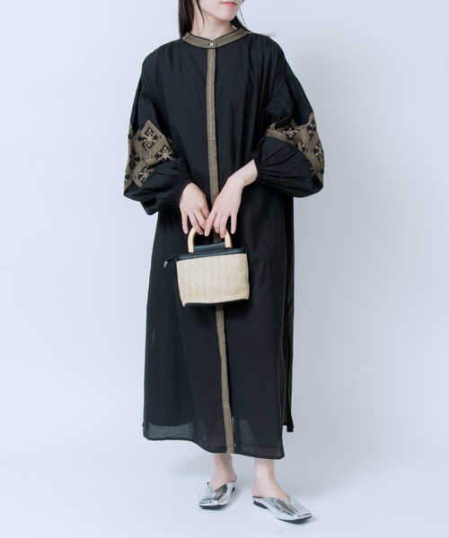 【セール】キャンブリックボイル 配色刺しゅうワンピース（ワンピース）｜LOSUCA（ロスカ） pattayablatt.com