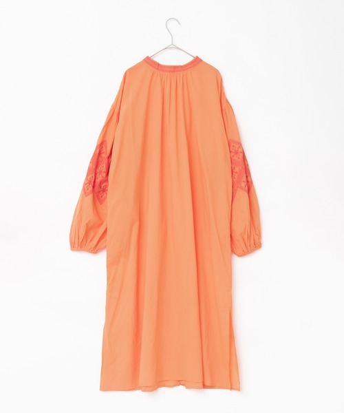 LOSUCA（ロスカ）の「キャンブリックボイル 配色刺しゅうワンピース（ワンピース・レディース・シャーベット/オフホワイト/ブラック・FREE）」の13枚目の写真