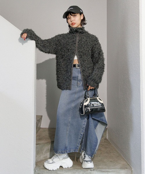 PAGEBOY（ページボーイ）の「チュールフェザースタンドネック（ニット/セーター・レディース・ブラック/チャコールグレー/ブルー系その他・FREE）」の4枚目の写真