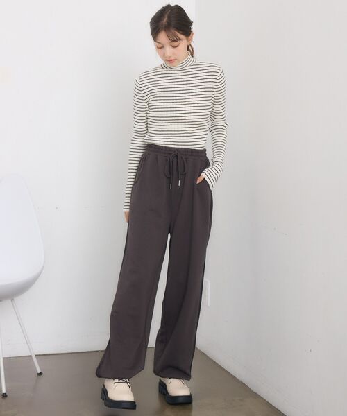 RETRO GIRL（レトロガール）の「ライン切替スウェットPT（スウェットパンツ・レディース・ライトグレー/ナチュラル/チャコールグレー・FREE）」の12枚目の写真