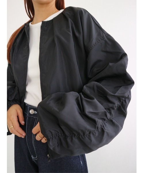 TRUNC（トランクエイティーエイト）の「No collar Tuck Blouson（ブルゾン・レディース・ブラック/アイボリー・FREE）」の7枚目の写真