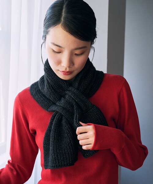 FREAK'S STORE(フリークスストア)の「限定展開 リボン ラメ マフラー(マフラー・レディース・ブラック/グレー/ナチュラル・ONE SIZE)」の7枚目の写真