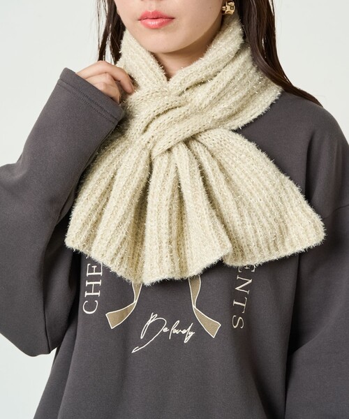 FREAK'S STORE(フリークスストア)の「限定展開 リボン ラメ マフラー(マフラー・レディース・ブラック/グレー/ナチュラル・ONE SIZE)」の4枚目の写真