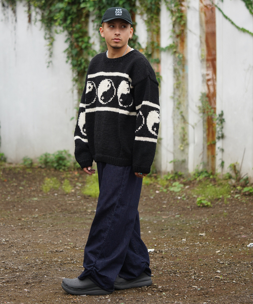【在庫有】 MacMahon Knitting Mills 】 +【Niche.】 Crew Neck Knit-Line トップス