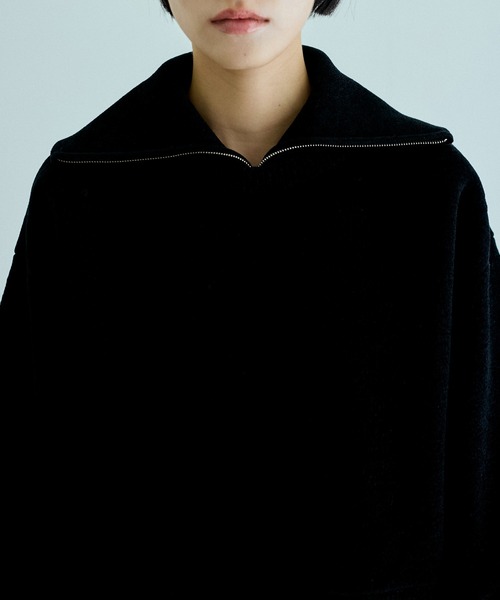 ADAM ET ROPE'（アダムエロペ）の「【サステナブル】・【洗える】ベロアヤーンZIPタートルニット（ニット/セーター・レディース・ブラック/ベージュ系その他・FREE）」の20枚目の写真