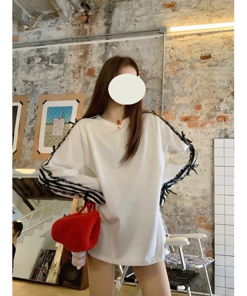 .KOM(ドットコム)の「『.KOM/ドットケーオーエム』リボンラインクルーネックロンT 【CN】(Tシャツ/カットソー・レディース・ブラック/ネイビー・FREE)」の4枚目の写真