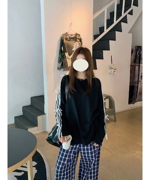 .KOM(ドットコム)の「『.KOM/ドットケーオーエム』リボンラインクルーネックロンT 【CN】(Tシャツ/カットソー・レディース・ブラック/ネイビー・FREE)」の7枚目の写真