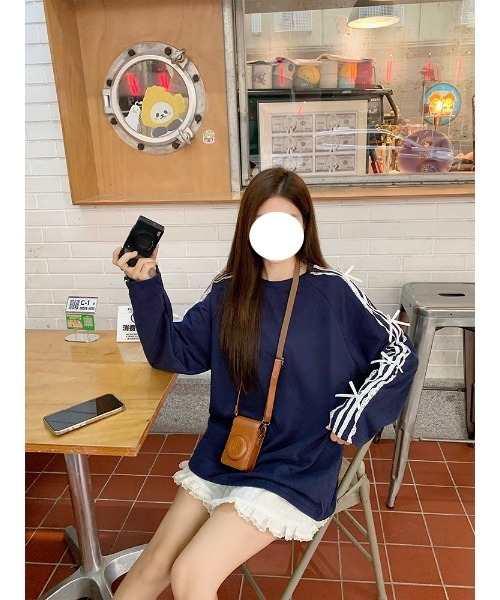 .KOM(ドットコム)の「『.KOM/ドットケーオーエム』リボンラインクルーネックロンT 【CN】(Tシャツ/カットソー・レディース・ブラック/ネイビー・FREE)」の12枚目の写真