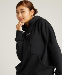 NIKE(iCL)́sZbgAbvΉitiCL X|[cEFA tFjbNX t[X EBY I[o[TCYh vI[o[ p[J[ / Nike Sportswear Phoenix Fleece Women's Oversized Pullover Hoodie DQ5861-010 Black(p[J[)