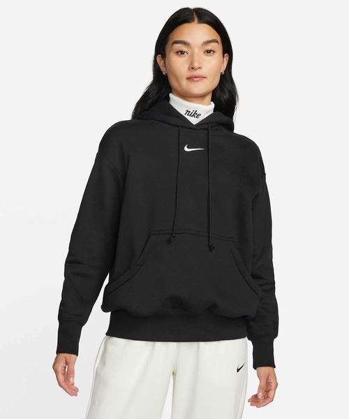 NIKE（ナイキ）の「《セットアップ対応商品》ナイキ スポーツウェア フェニックス フリース ウィメンズ オーバーサイズド プルオーバー パーカー / Nike Sportswear Phoenix Fleece Women's Oversized Pullover Hoodie DQ5861-010 Black（パーカー・レディース・ブラック・S/M/L/2XL/XL/XS）」の5枚目の写真