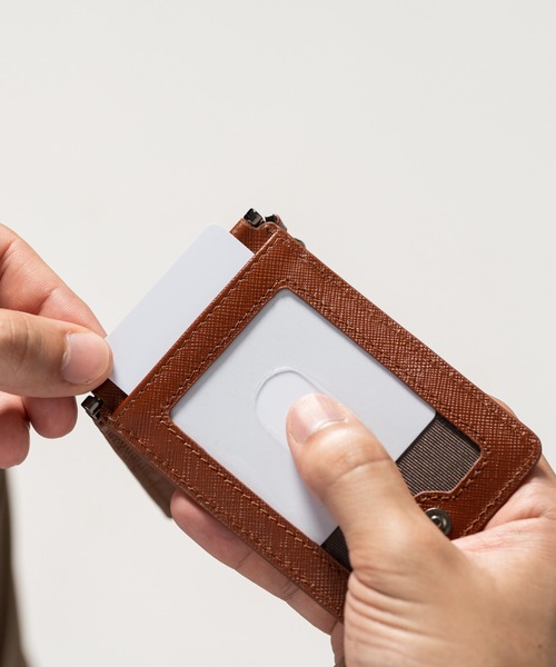 MURA（ムラ）の「サフィアーノレザー 薄型 伸縮リール付 IDカードケース（カードケース・メンズ・キャメル/ネイビー/ブラック/チョコ/アッシュグレー・FREE）」の21枚目の写真