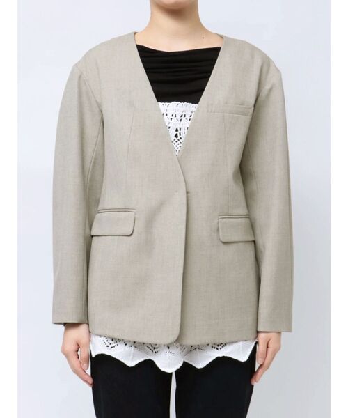 OUNNOUN（オウンノウン）の「【OUNNOUN】コクーンノーカラージャケット（ノーカラージャケット・レディース・アイボリー/ベージュ・MEDIUM/SMALL）」の10枚目の写真
