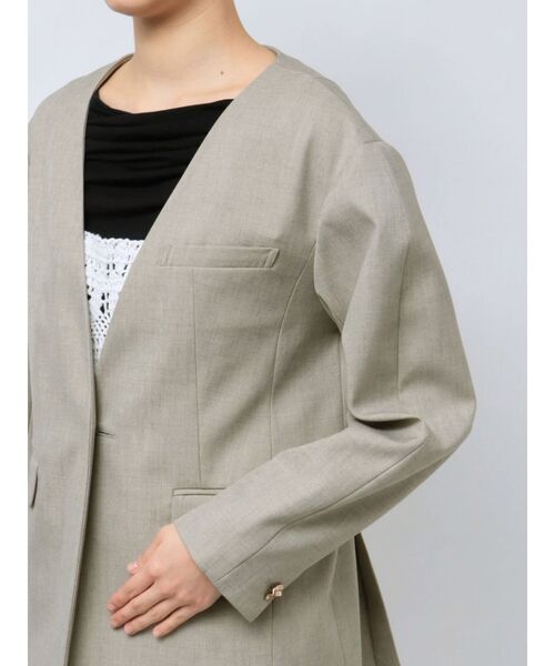 OUNNOUN（オウンノウン）の「【OUNNOUN】コクーンノーカラージャケット（ノーカラージャケット・レディース・アイボリー/ベージュ・MEDIUM/SMALL）」の14枚目の写真