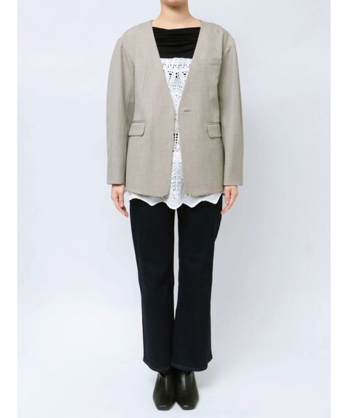OUNNOUN（オウンノウン）の「【OUNNOUN】コクーンノーカラージャケット（ノーカラージャケット・レディース・アイボリー/ベージュ・MEDIUM/SMALL）」の20枚目の写真