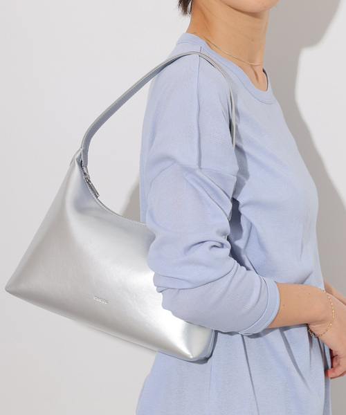新品未使用　タグ付き【STAND OIL/スタンドオイル 】 PLUMP BAG スタンドオイル】Plump bag ☆送料・関税込☆大人気☆ (STAND