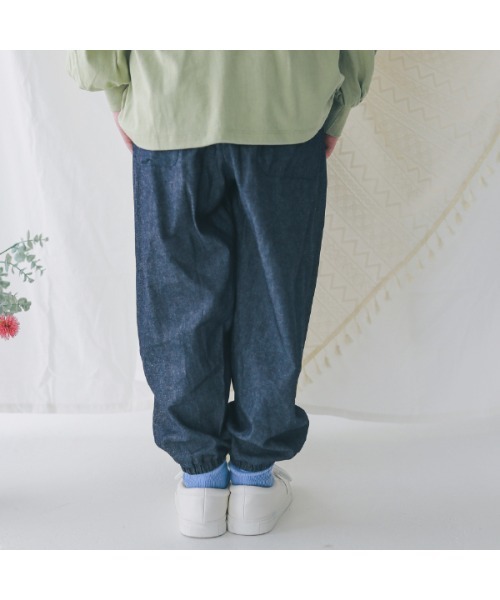 NHT（エヌエイチティー）の「エヌエイチティー ロングギャザーパンツ（その他パンツ・キッズ・カーキ/インディゴブルー/ベージュ系その他6・130cm/140cm/150cm/160cm/120cm/110cm）」の10枚目の写真