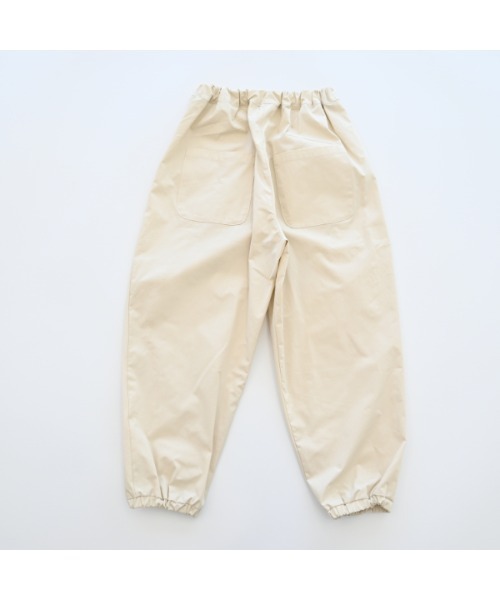 NHT（エヌエイチティー）の「エヌエイチティー ロングギャザーパンツ（その他パンツ・キッズ・カーキ/インディゴブルー/ベージュ系その他6・130cm/140cm/150cm/160cm/120cm/110cm）」の16枚目の写真