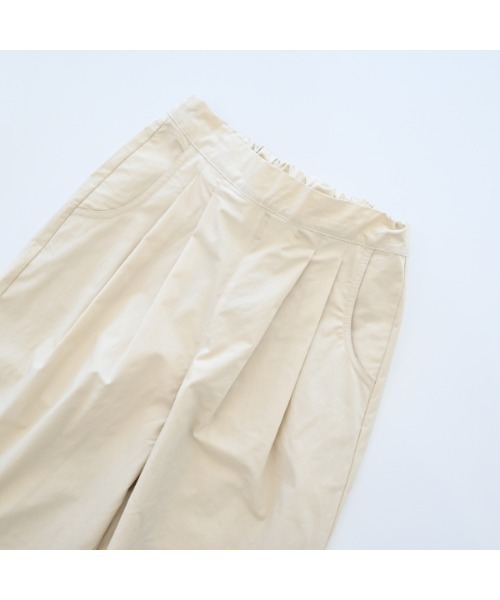 NHT（エヌエイチティー）の「エヌエイチティー ロングギャザーパンツ（その他パンツ・キッズ・カーキ/インディゴブルー/ベージュ系その他6・130cm/140cm/150cm/160cm/120cm/110cm）」の17枚目の写真