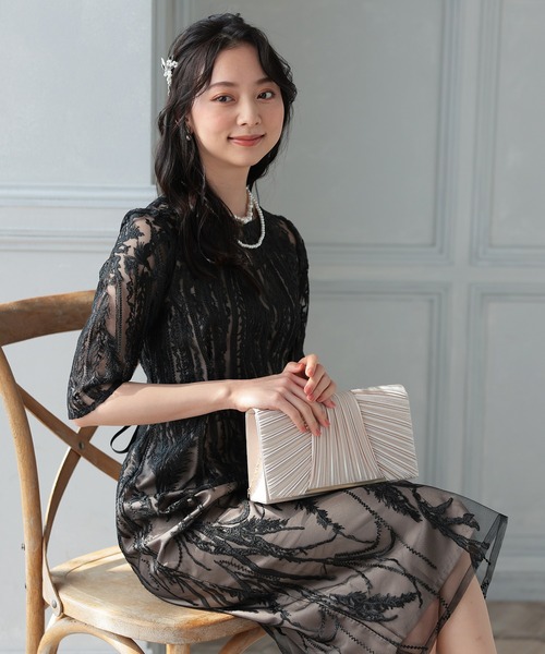 haremode（ハレモード）の「結婚式 お呼ばれ 謝恩会 成人式 対応 クラッチ サテンプリーツ チェーン付き2WAY パーティ オケージョン バッグ（クラッチバッグ・レディース・ベージュ/ブラック/シルバー・FREE）」の19枚目の写真