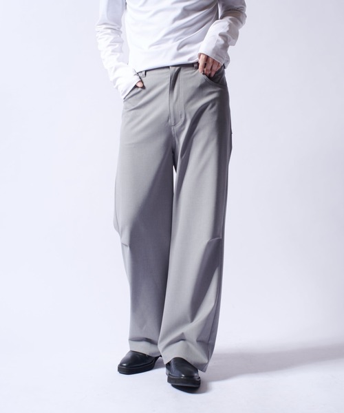 Lui's(ルイス)の「TRストレートタックPT(その他パンツ・メンズ・グレー/ブラック・S/M)」の2枚目の写真