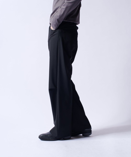 Lui's(ルイス)の「TRストレートタックPT(その他パンツ・メンズ・グレー/ブラック・S/M)」の4枚目の写真